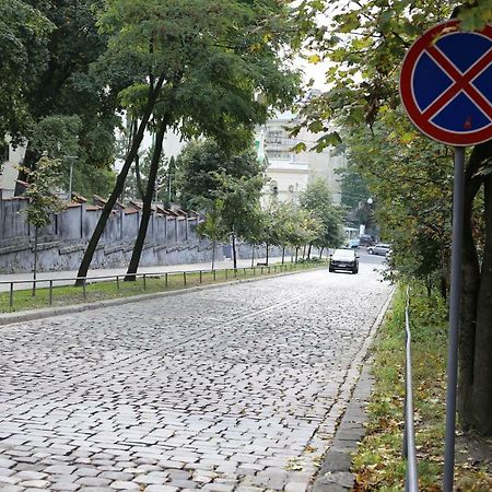 Galllery Львов Экстерьер фото