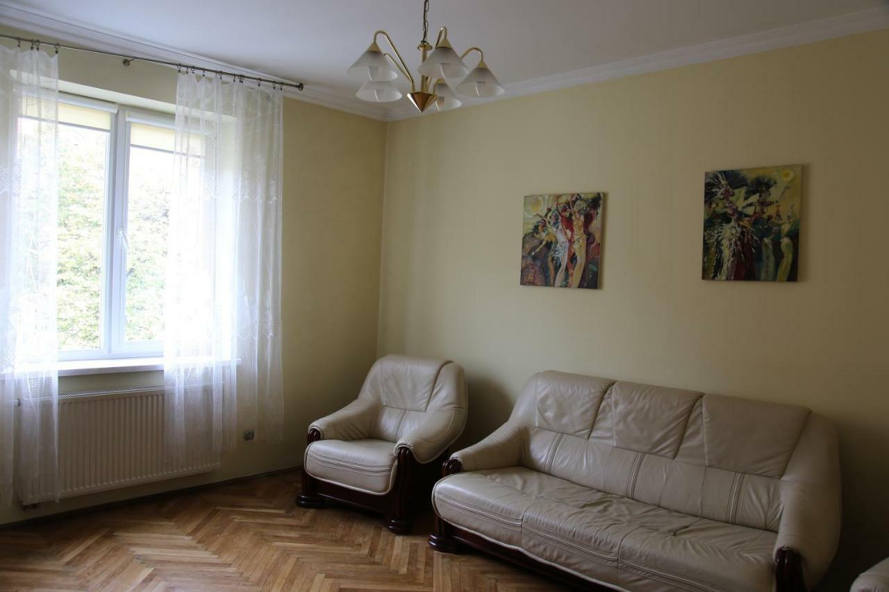 Galllery Львов Экстерьер фото